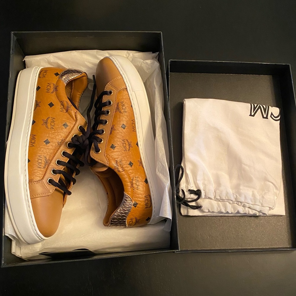 MCM Sneakers